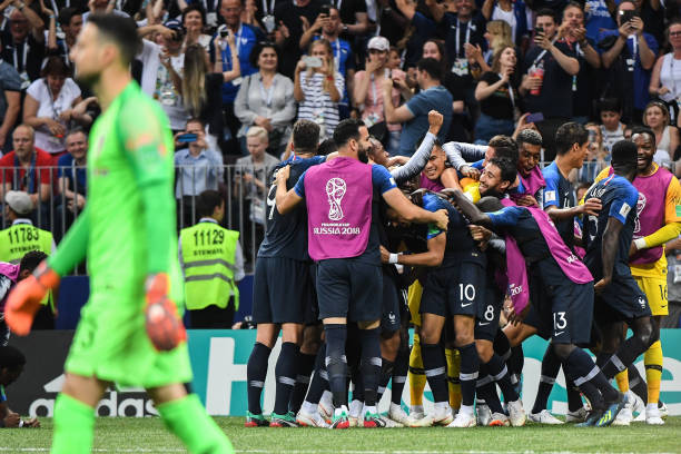 对于蒙特雷 对于蒙特雷